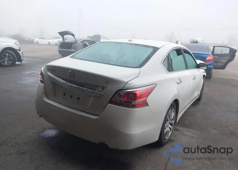 2015 Nissan Altima 2.5/2.5 S/2.5 Sl/2.5 Sv из США, поврежденный, VIN 1N4AL3AP6FN897285